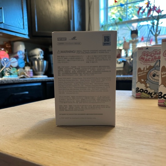 POP MART | The Monsters Labubu Big into Energy Series Vinyl Plush Box - Hope - Picture 8 of 12